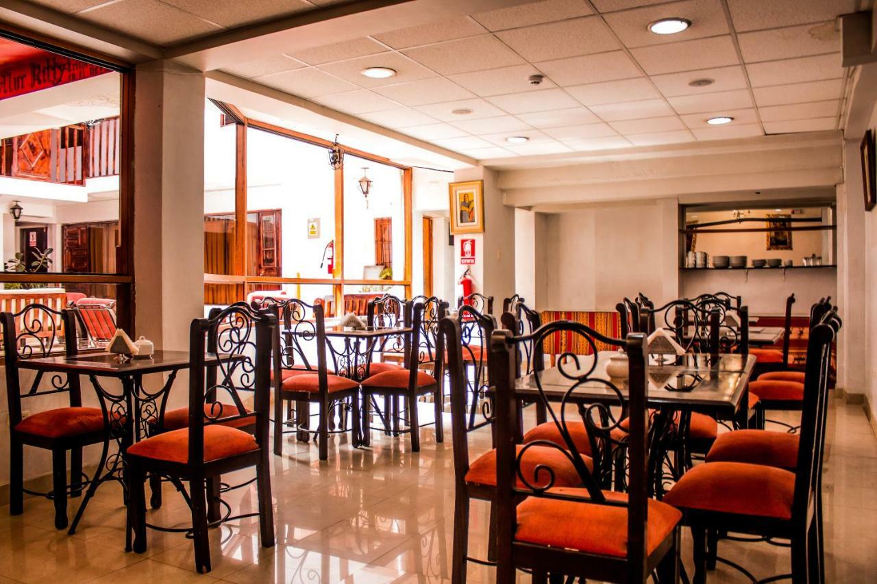 קוסקו San Blas Plaza Inn מראה חיצוני תמונה